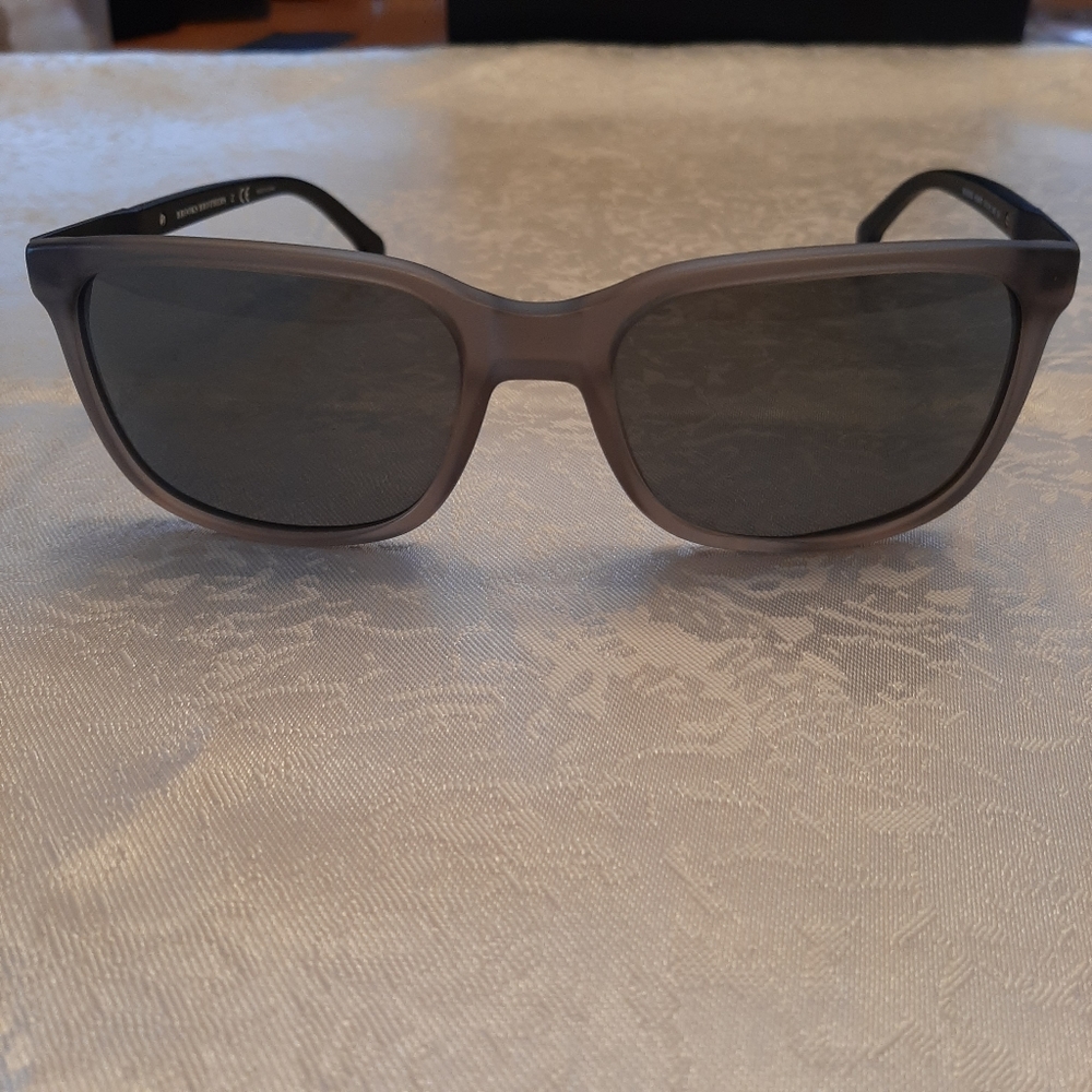 Man sun glasses (gifts)